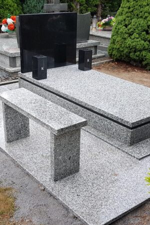 Nagrobek na grób murowany, granit strzegomski / szwed nr.1564