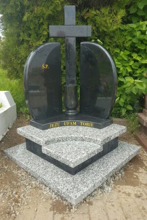 Nowoczesny nagrobek urnowy, granit strzegomski / szwed nr.1057