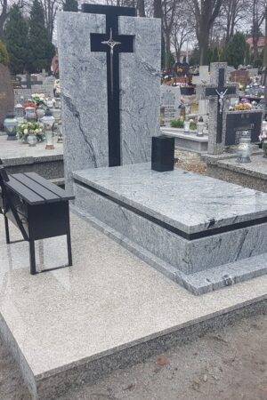 Nagrobek granitowy z posadzką, viscount white / szwed nr.1811