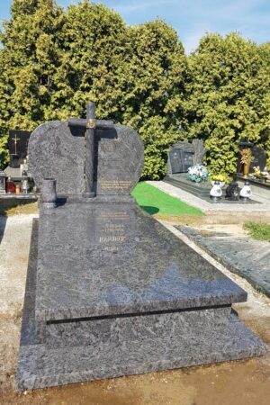 Nagrobek na grób murowany, granit orion nr.1857