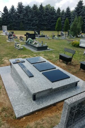 Nagrobek na grobowiec rodzinny, granit strzegomski szwed nr.1785