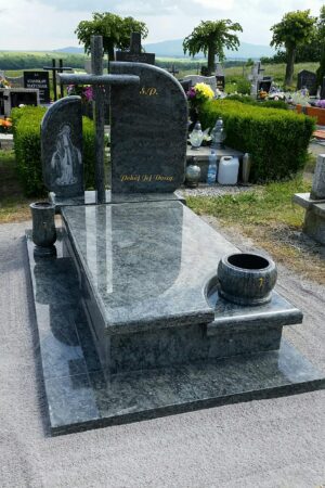 zielony nagrobek granit olive green