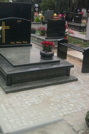 Nagrobek podwójny z granitu baltic green / szwed nr.1338