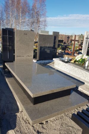 Nagrobek z granitu bohus grey przypalany / szwed nr.1934