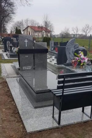 Nagrobek granitowy z posadzką, bohus grey / szwed nr.1937