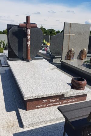 Nagrobek na grób murowany, strzegomski / impala / vanga nr.1833