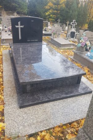 Nagrobek na grób murowany z granitu orion / szwed nr.1787