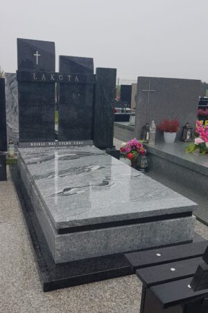 Nagrobek na grób murowany, viscount white / impala nr.1966