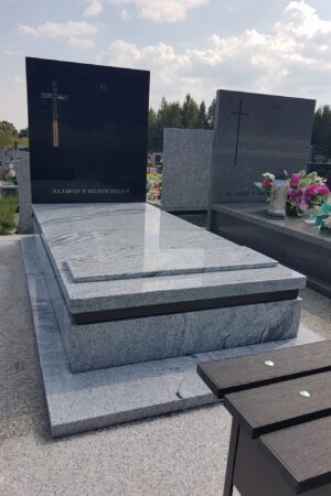 Nagrobek na grób murowany, granit viscount / szwed nr.1967