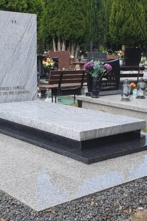 Nagrobek na grób murowany z granitu viscount / impala nr.2100