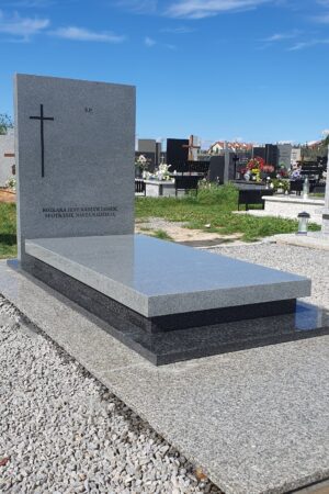 Nagrobek na grób murowany z granitu kuru grey / impala 2096