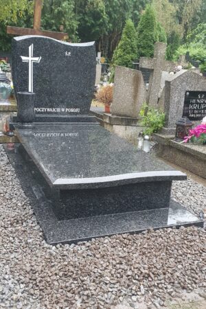 Nagrobek standardowy, ciemny z granitu impala nr.1632