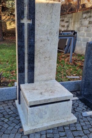 Nowoczesny nagrobek urnowy, granit astoria / impala nr.2246